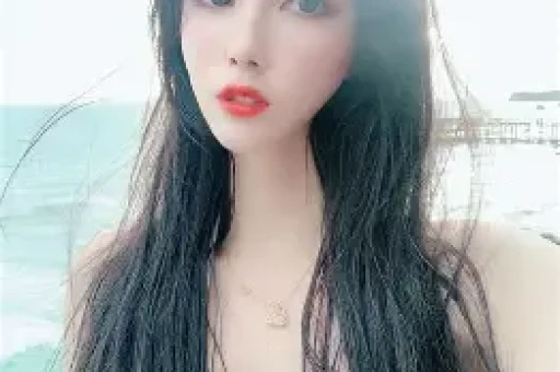 大瓜！美女空姐劝架被咬伤